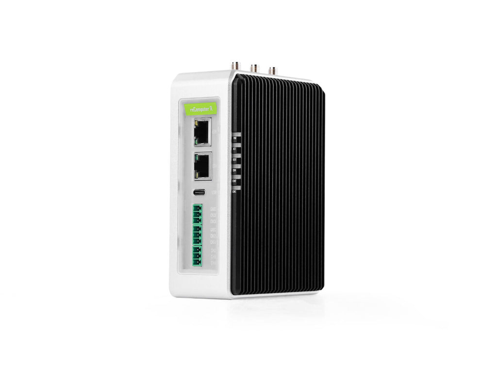 SenseCAP R1225: LoRaWAN® Gateway & Industrial Controller