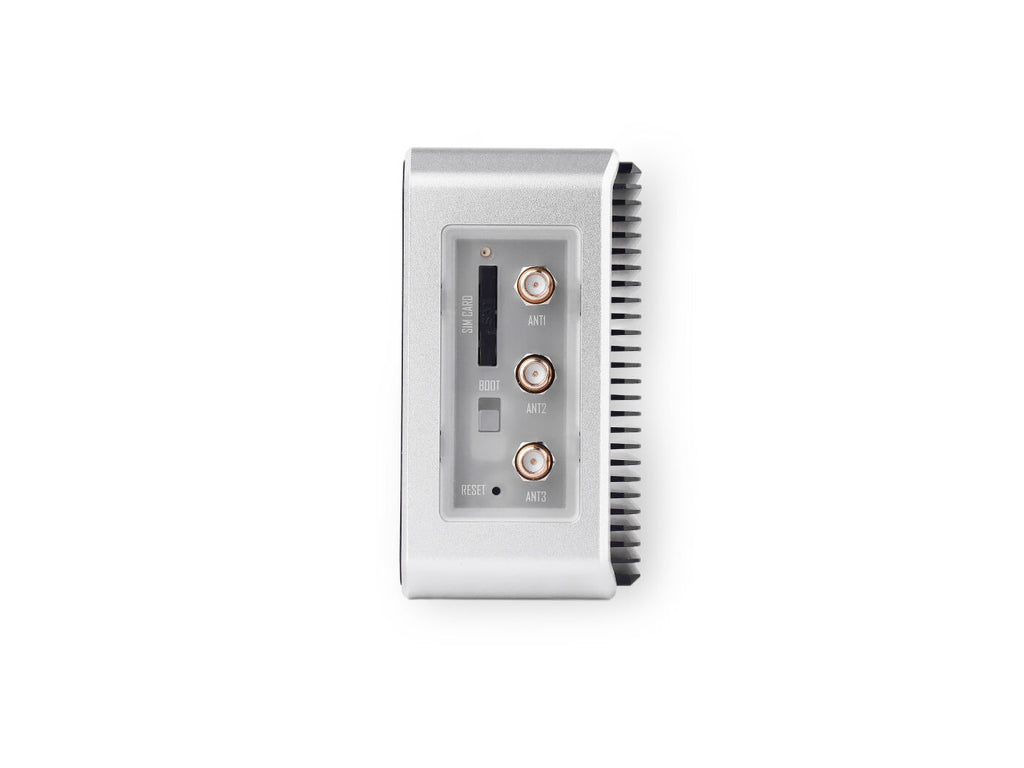SenseCAP R1225: LoRaWAN® Gateway & Industrial Controller