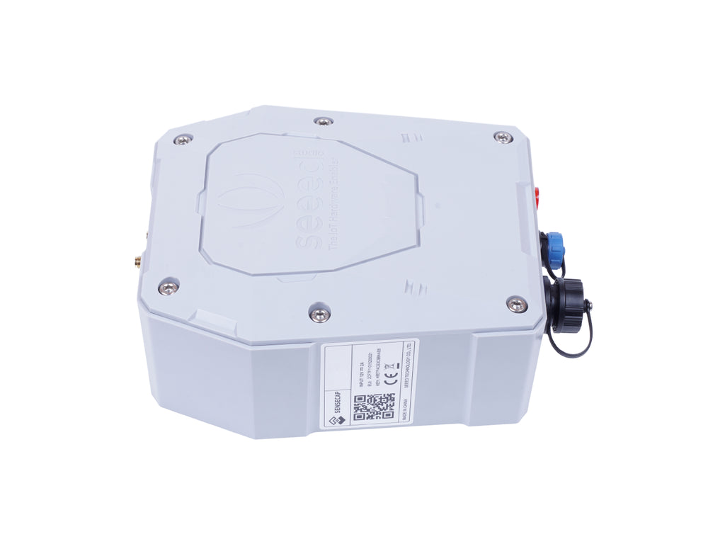 SenseCAP LoRaWAN Outdoor Gateway